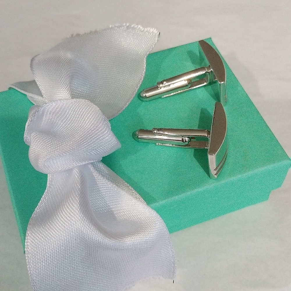 Silver Tone Rectangular Cuff Links - image 2